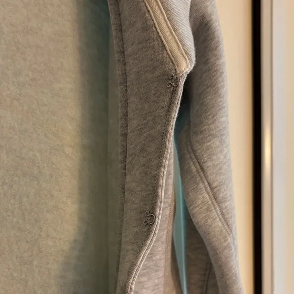 Ralph Lauren Light Gray Ruffle Sweater - Picture 4 of 7